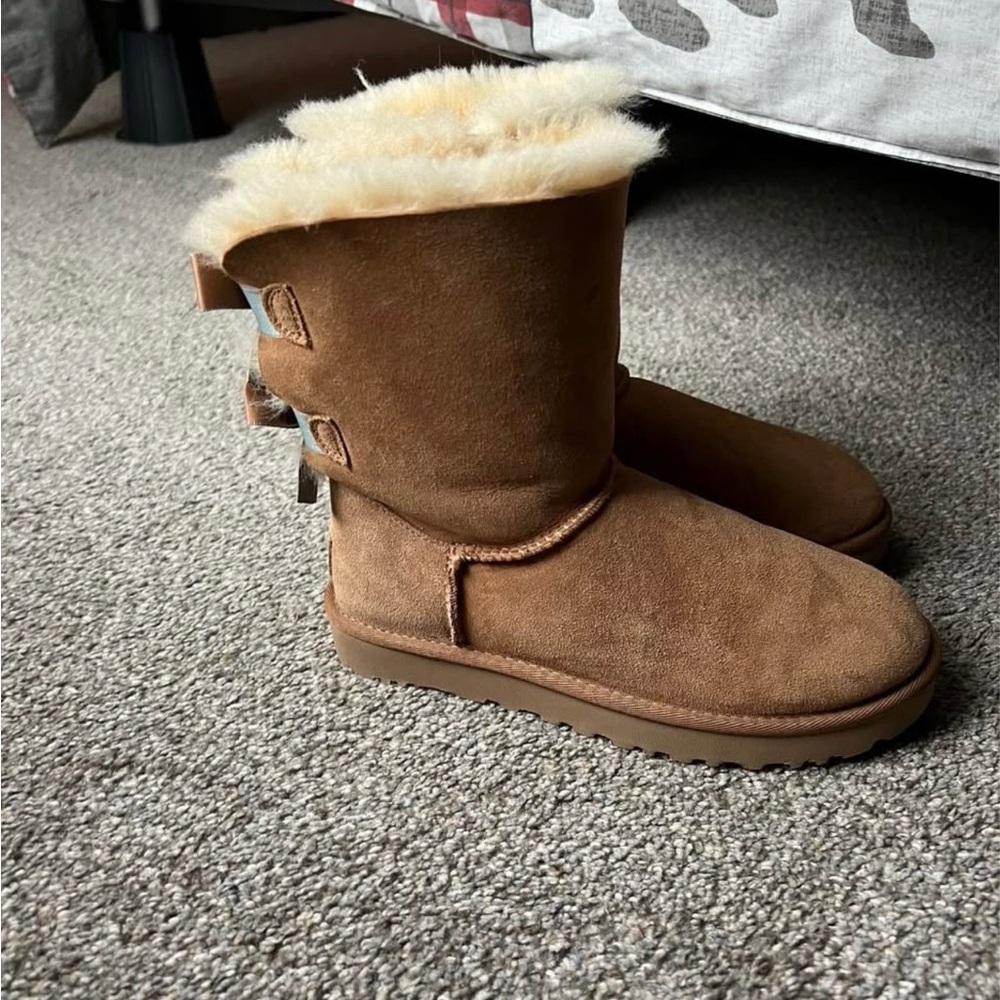 Cozy Tan Shearling Women's Boots